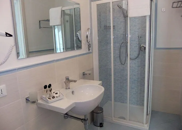 Alojamento de Acomodação e Pequeno-almoço Bella 4*